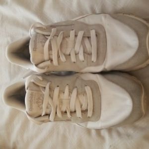 Reebok Tennis Shoes Size 10.5